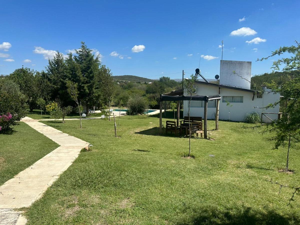 El Rincon De Jose Luis - Cabanas Y Restaurante Tanti Luaran gambar